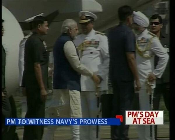 Modi arrives in Goa, to sail on INS Vikramaditya